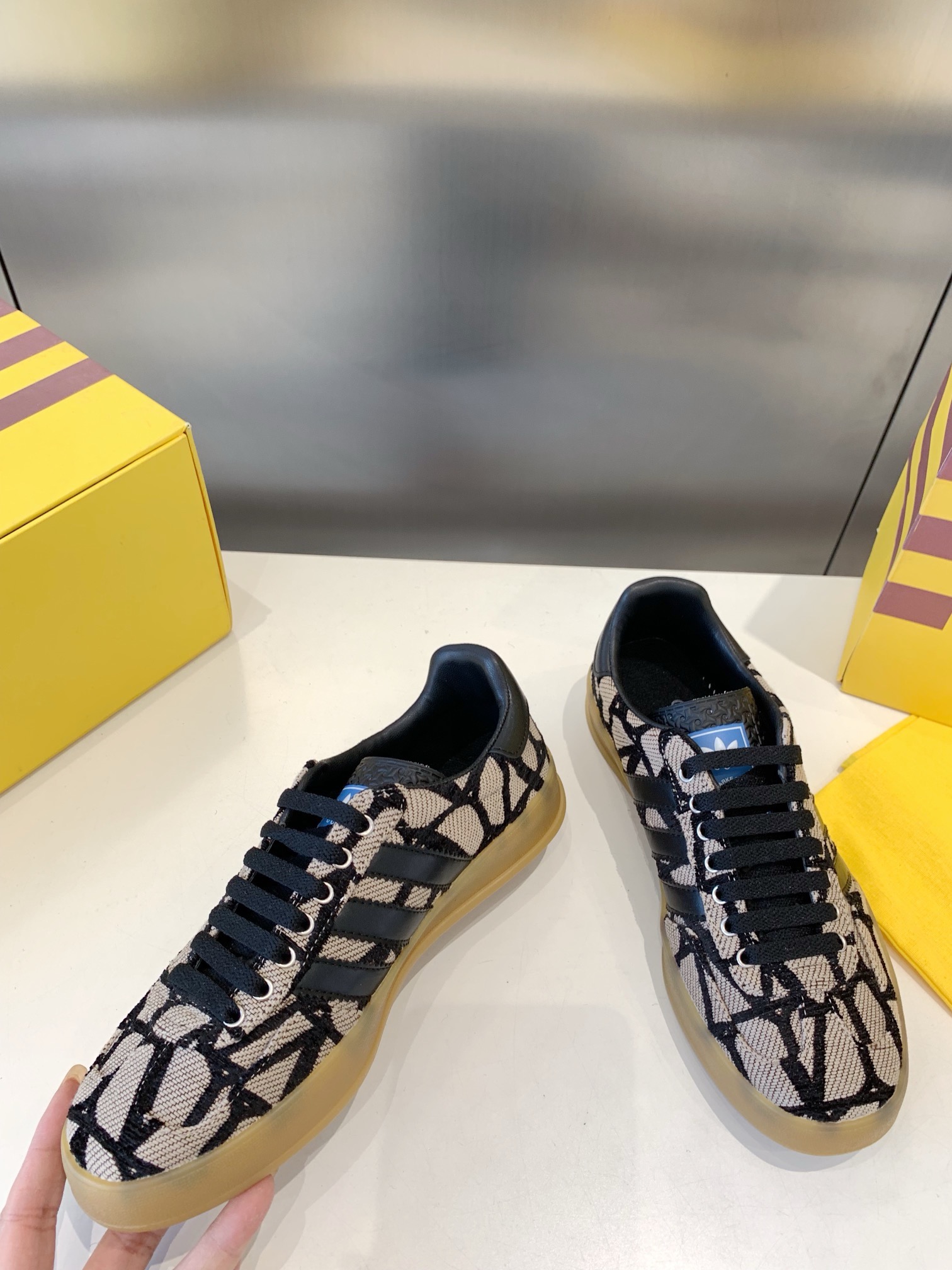 Men Women G*ucci Top Sneaker