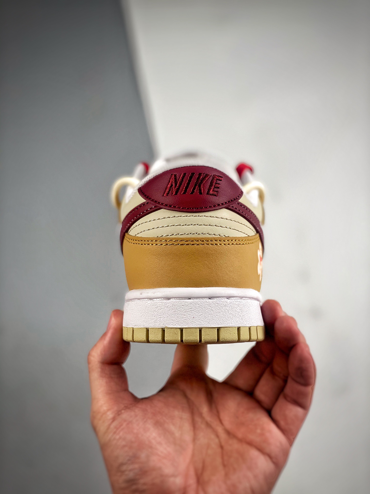 Men Women Nike SB Dunk Low