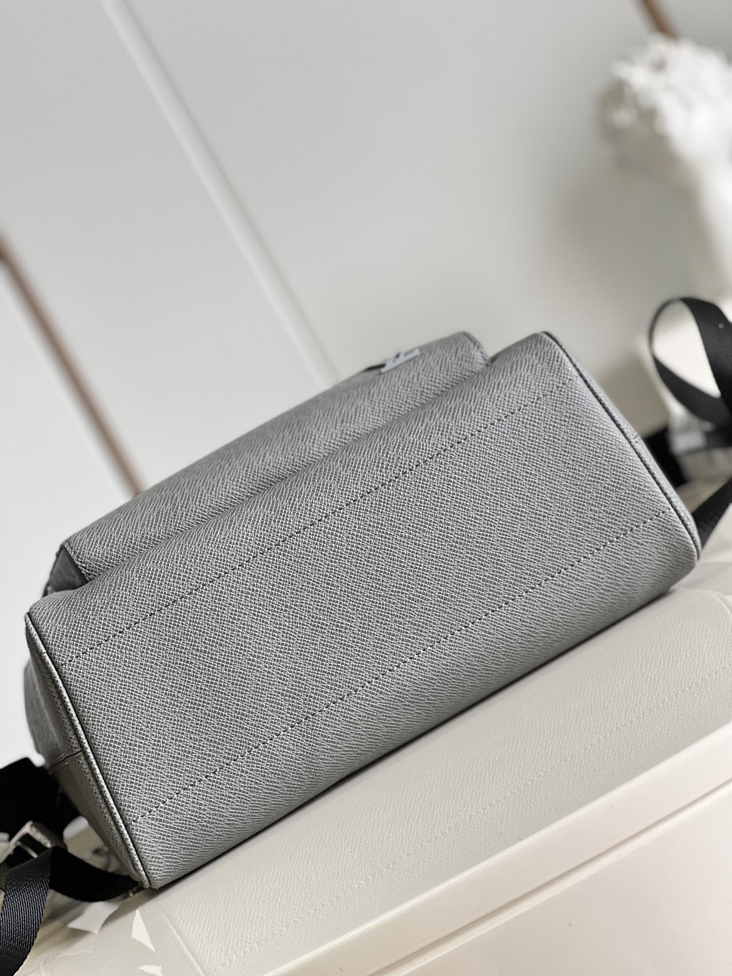 L*ouis V*uitton Top Bag