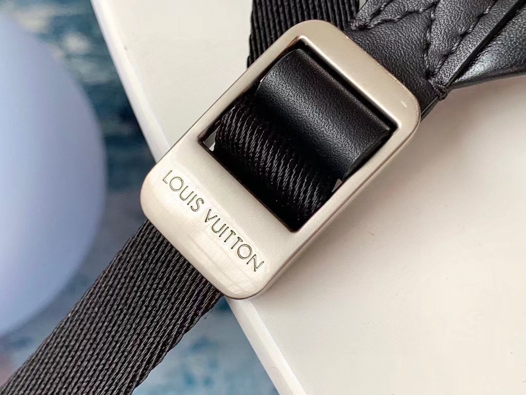 L*ouis V*uitton Top Bag