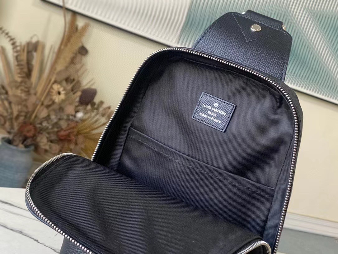 L*ouis V*uitton Top Bag