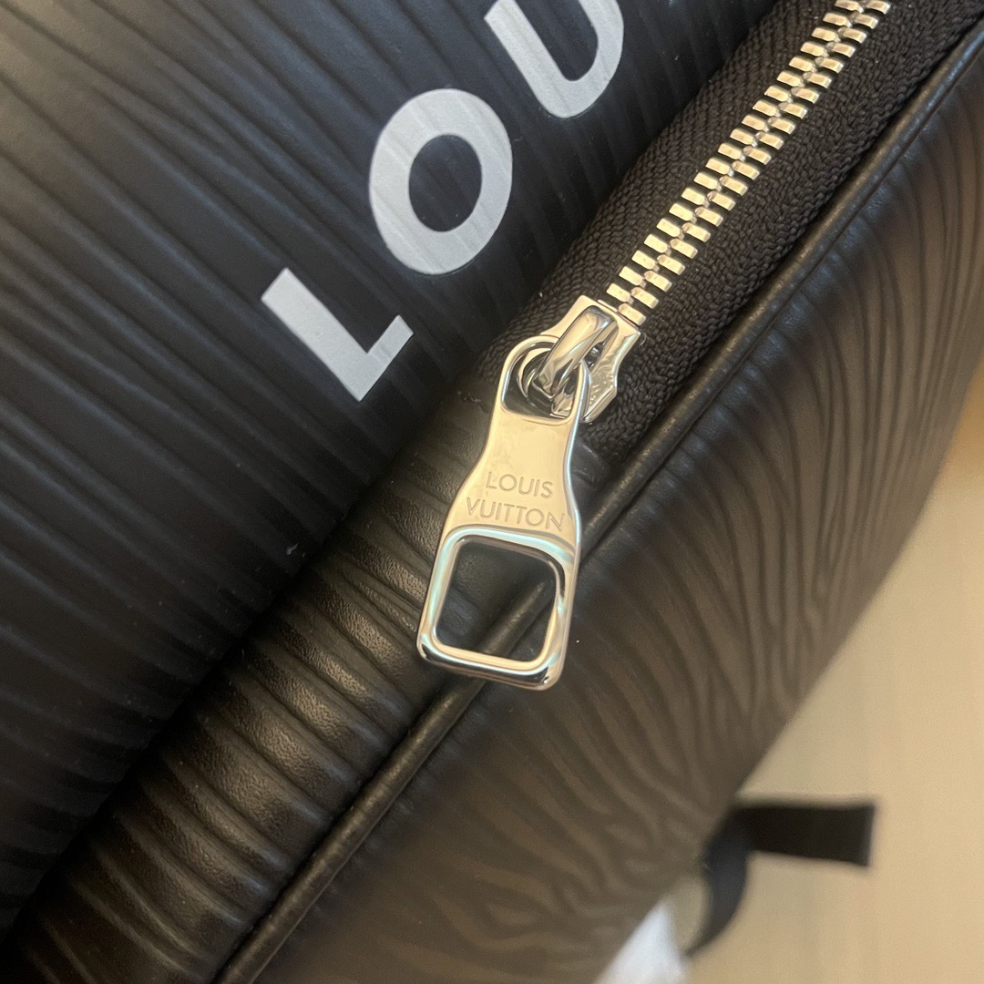 L*ouis V*uitton Top Bag