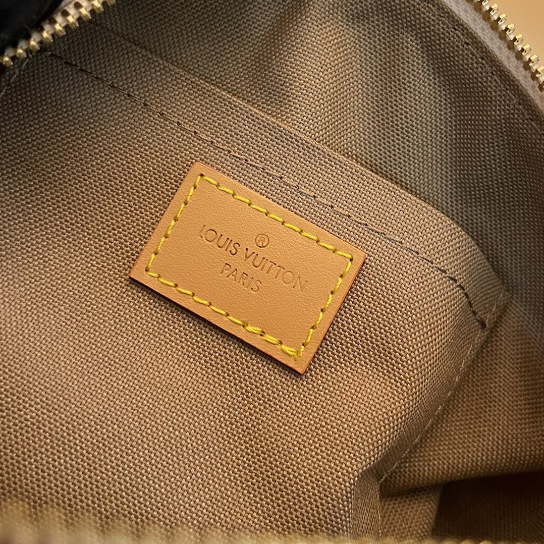 L*ouis V*uitton Top Bag