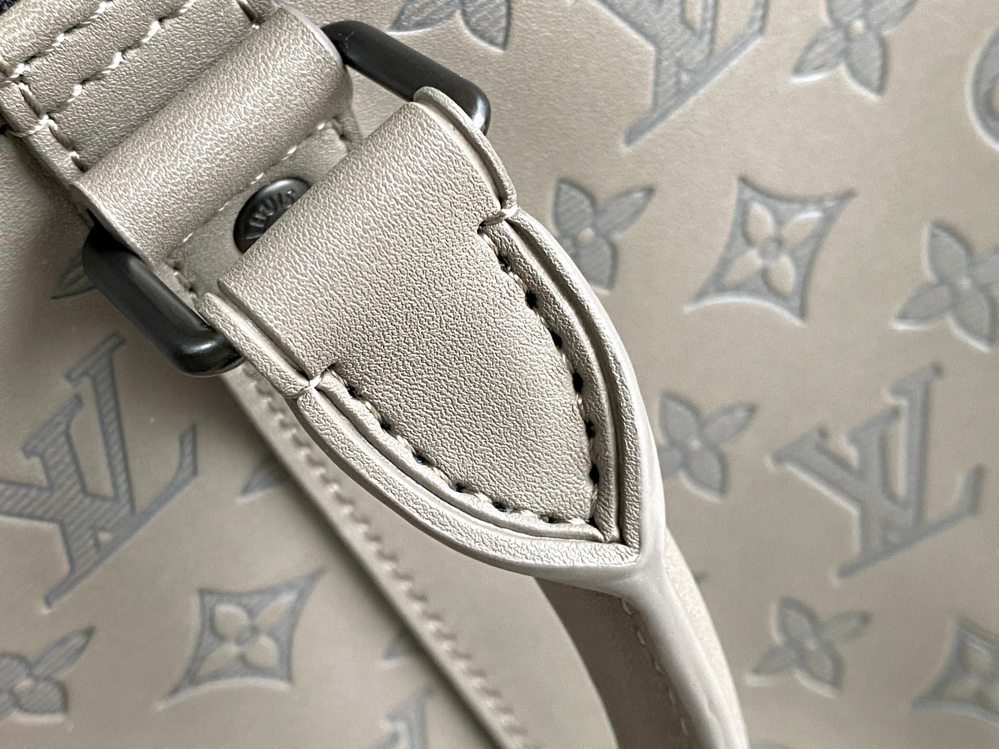 L*ouis V*uitton Top Bag