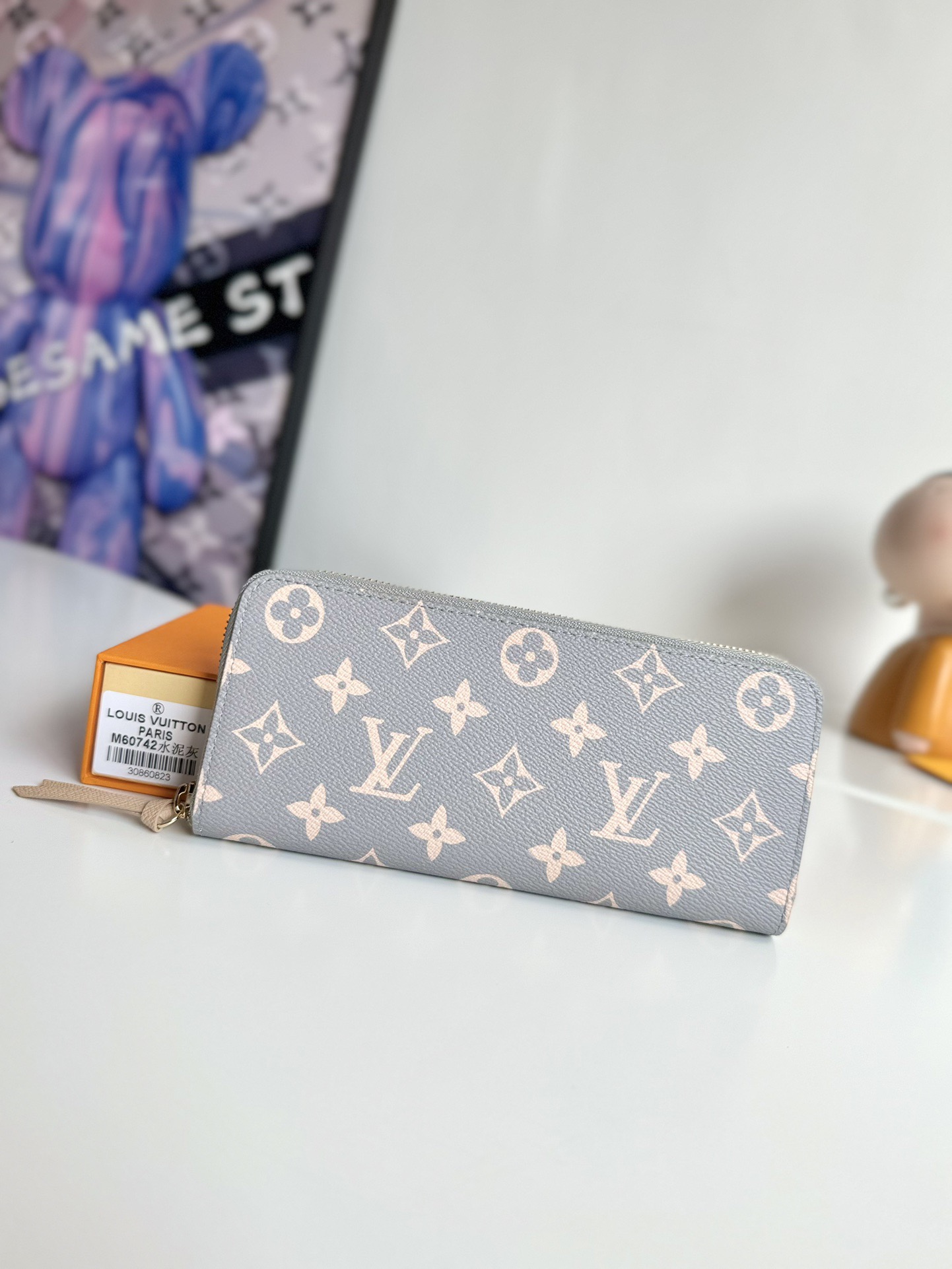 L*ouis V*uitton Top Bag