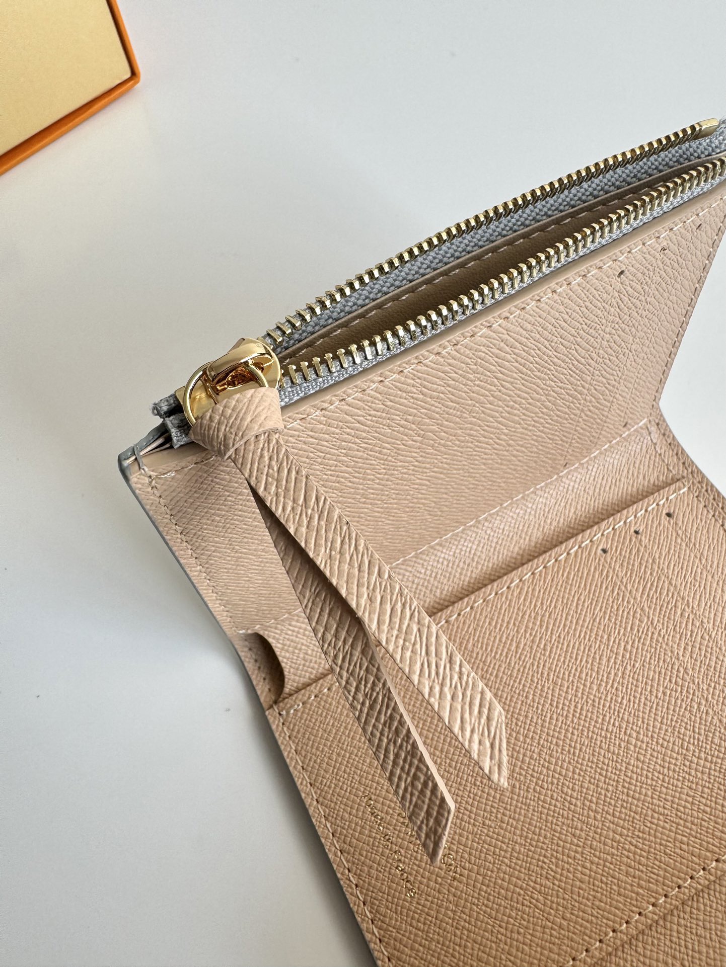 L*ouis V*uitton Top Bag