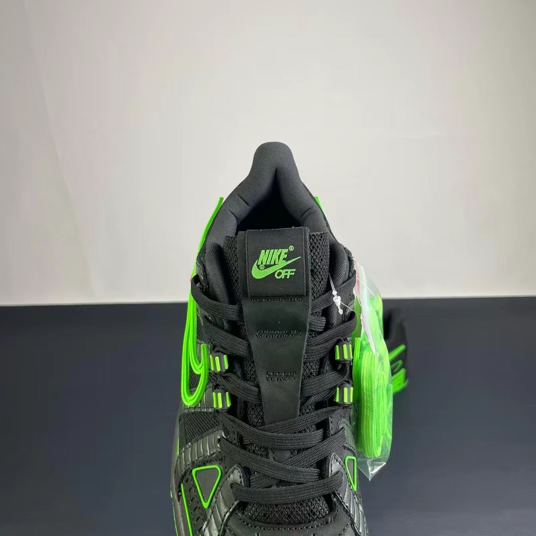 O.ff-white nike Rubber bunk