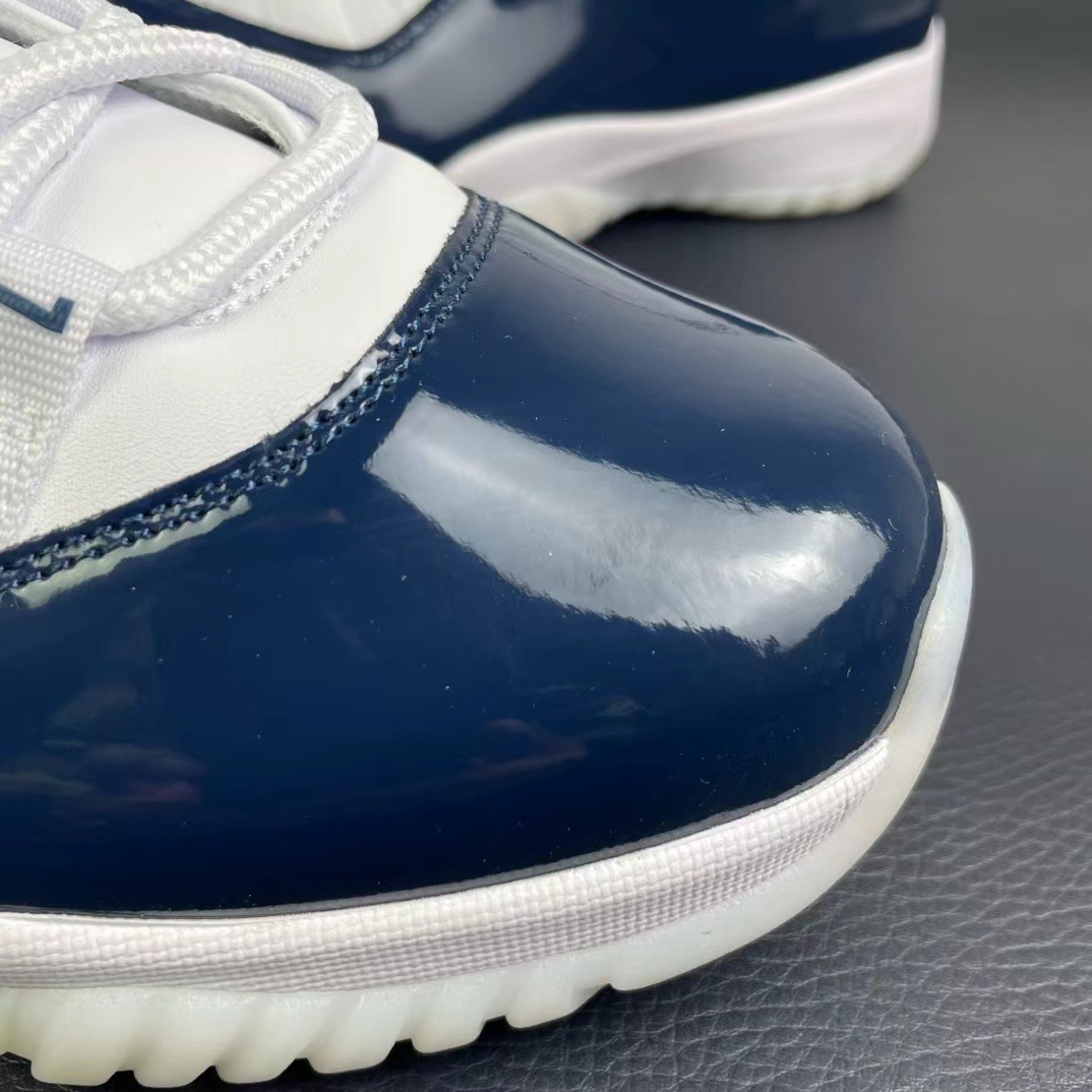NIKE Air Jordan 11（）