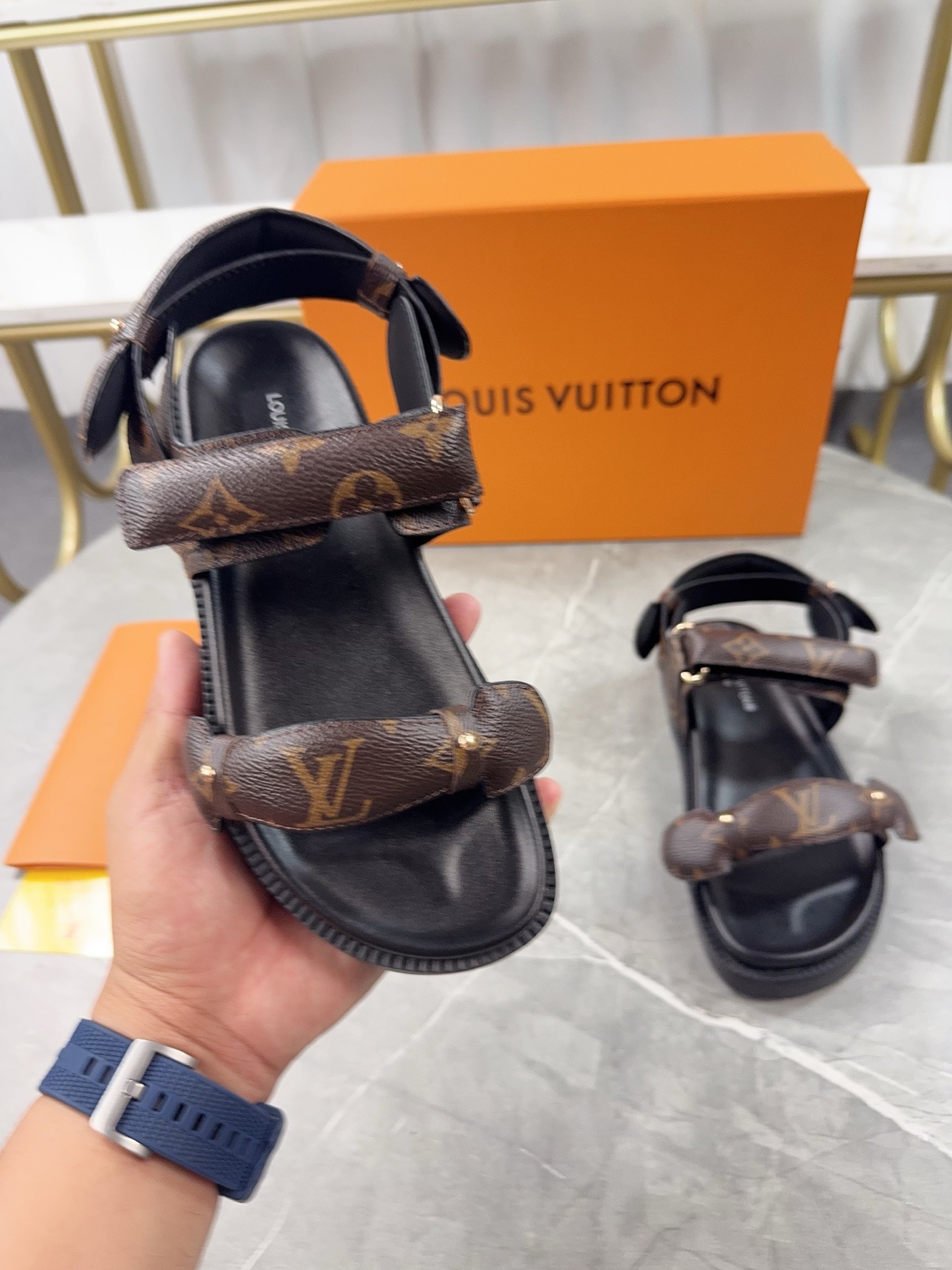 Women L*ouis V*uitton Top Sandals