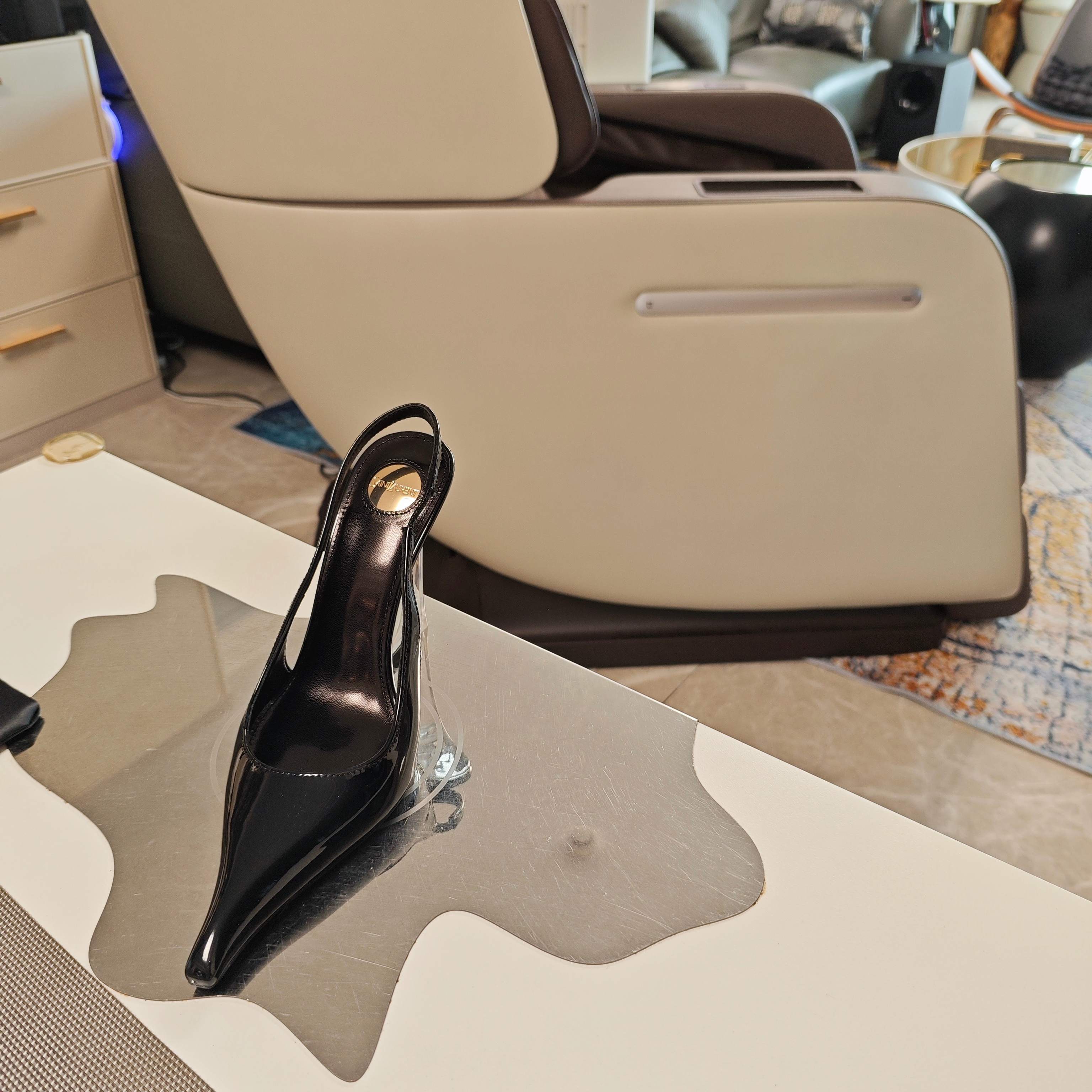 Women Y*SL Top Pumps