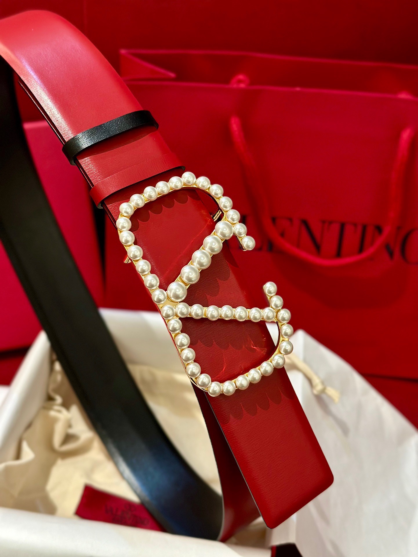 V*alentino Belts Top Quality