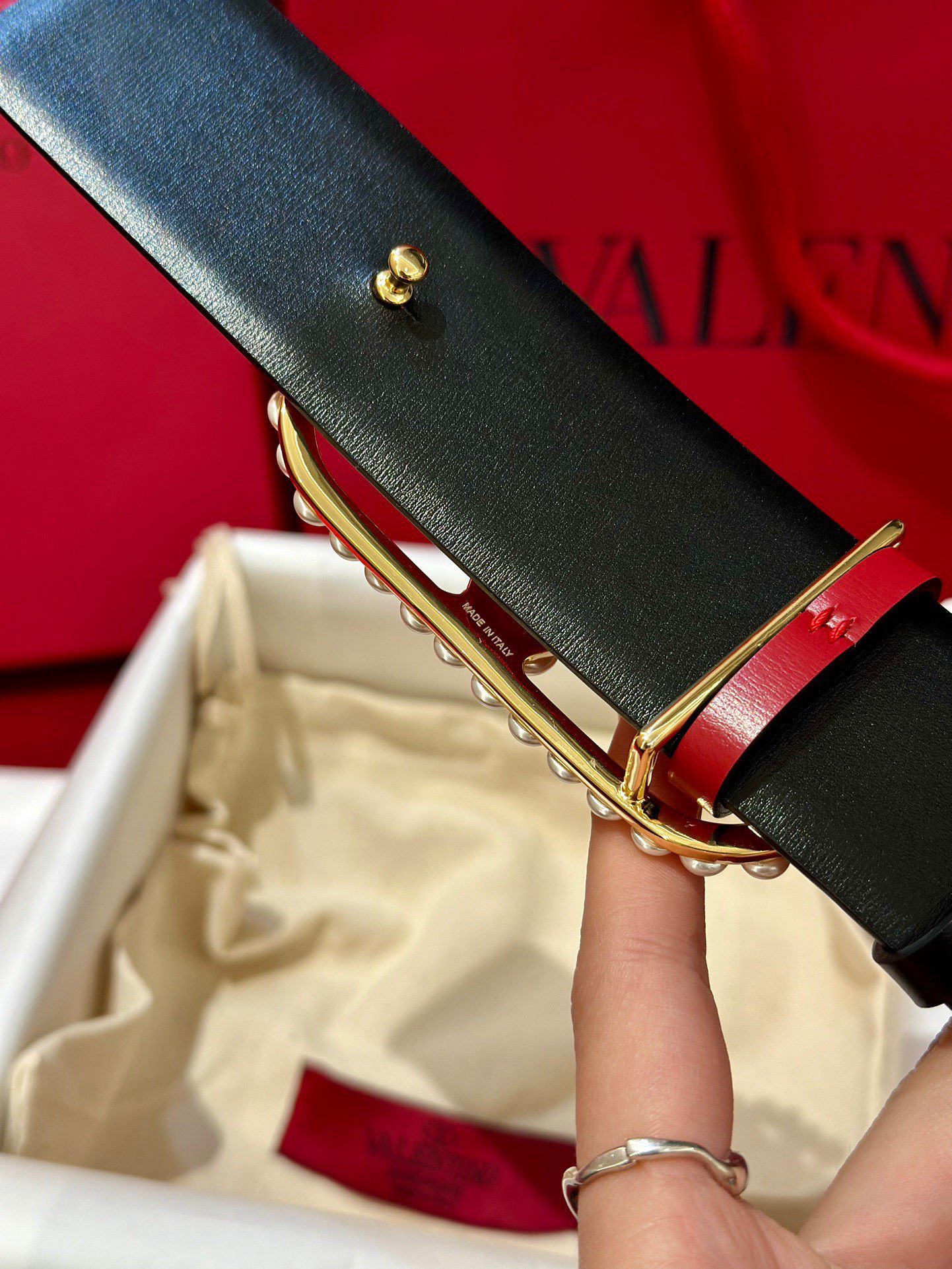 V*alentino Belts Top Quality