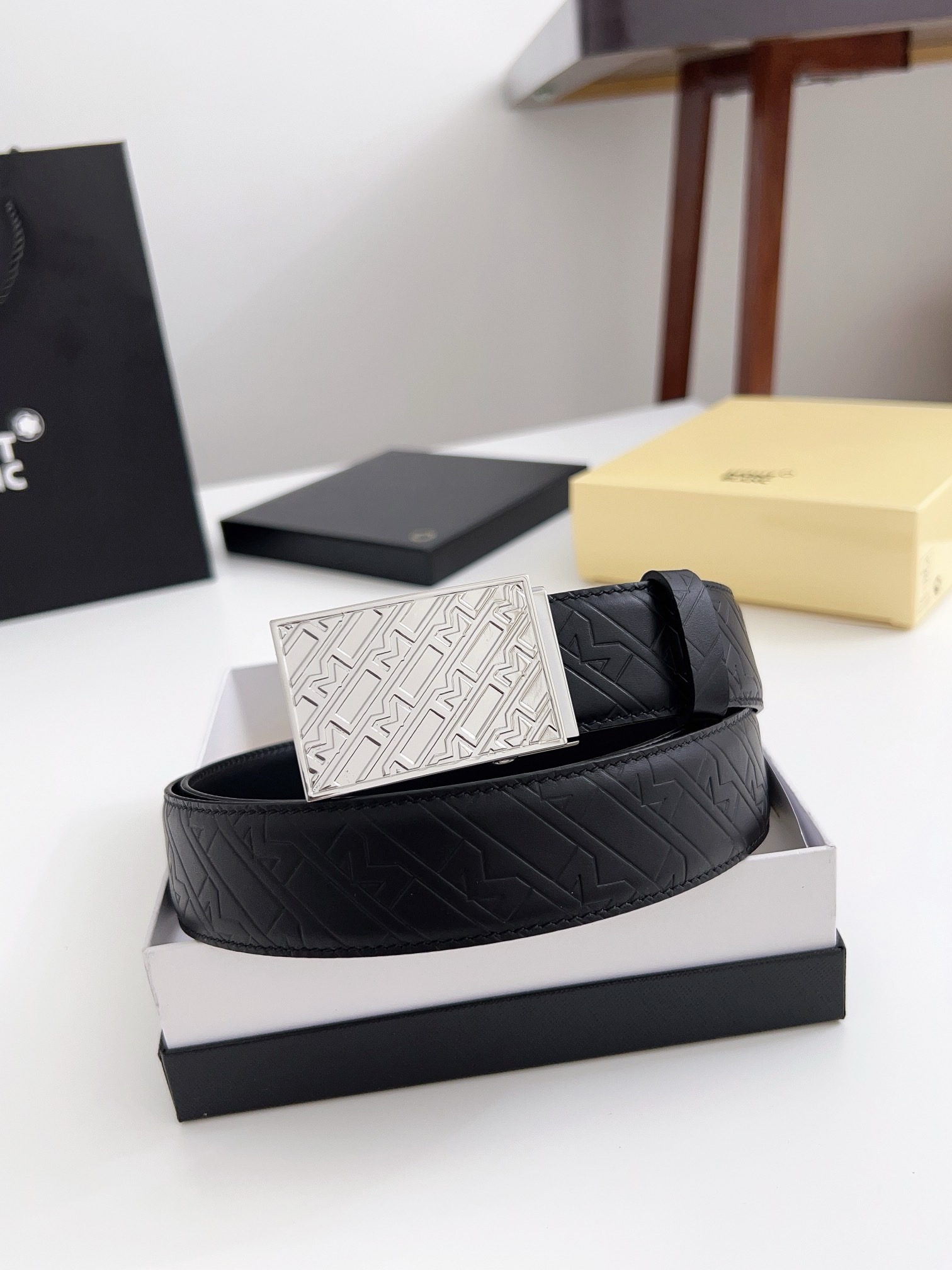 M*ontblanc Belts Top Quality