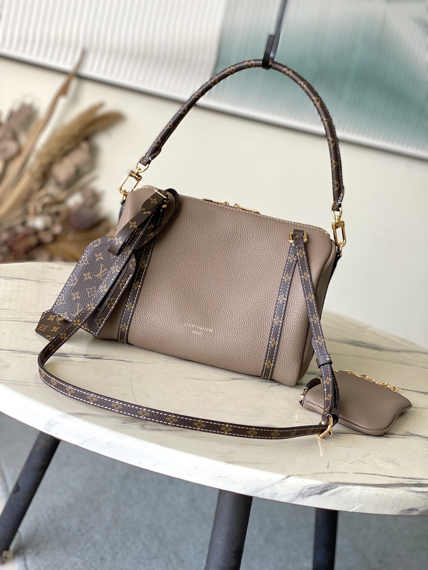 L*ouis V*uitton Top Bag