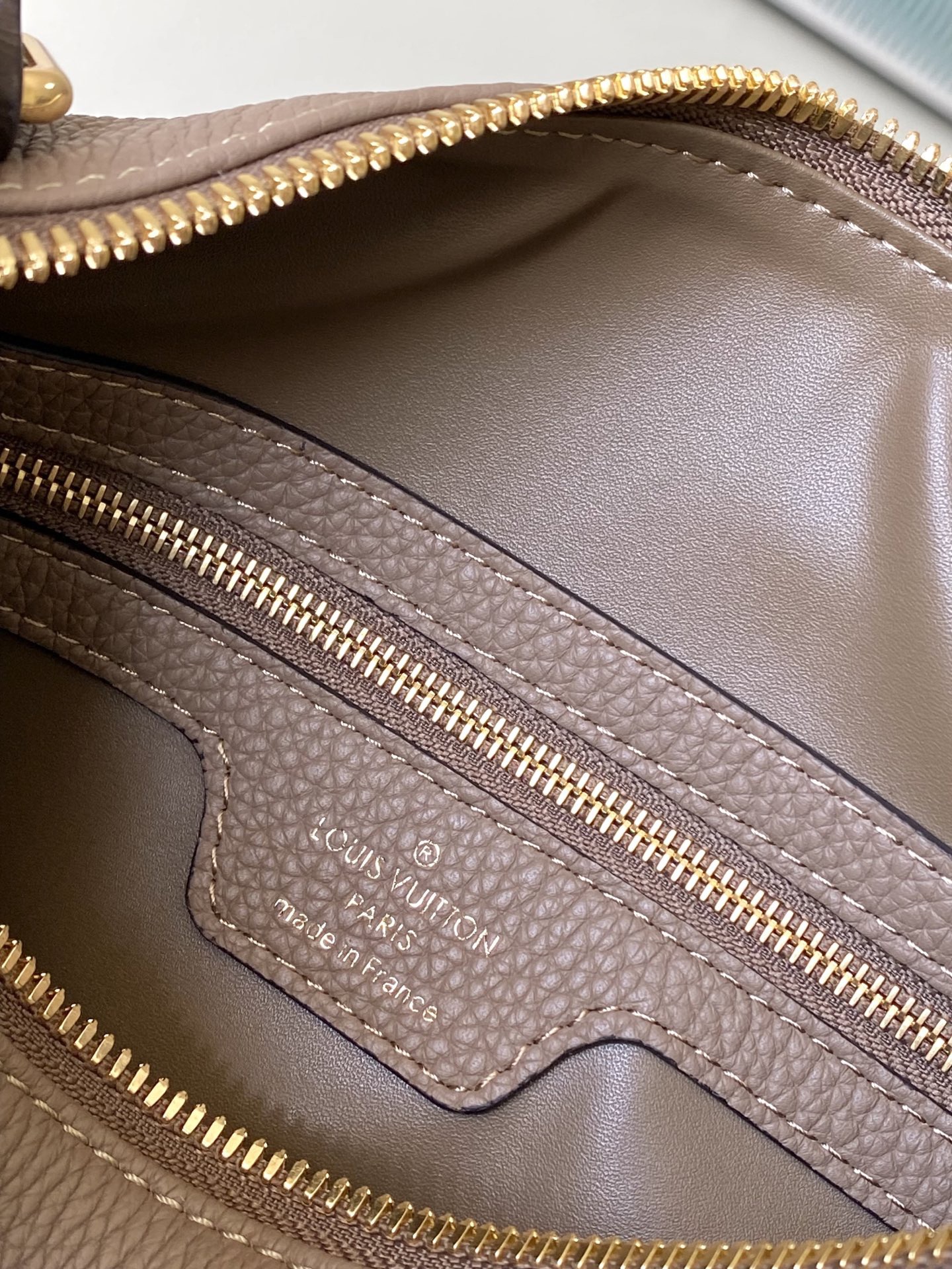 L*ouis V*uitton Top Bag