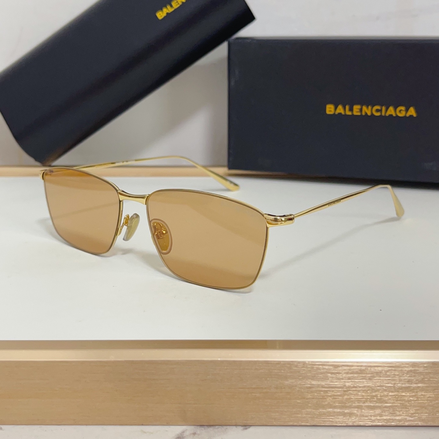 Top Quality B*alenciaga Glasses
