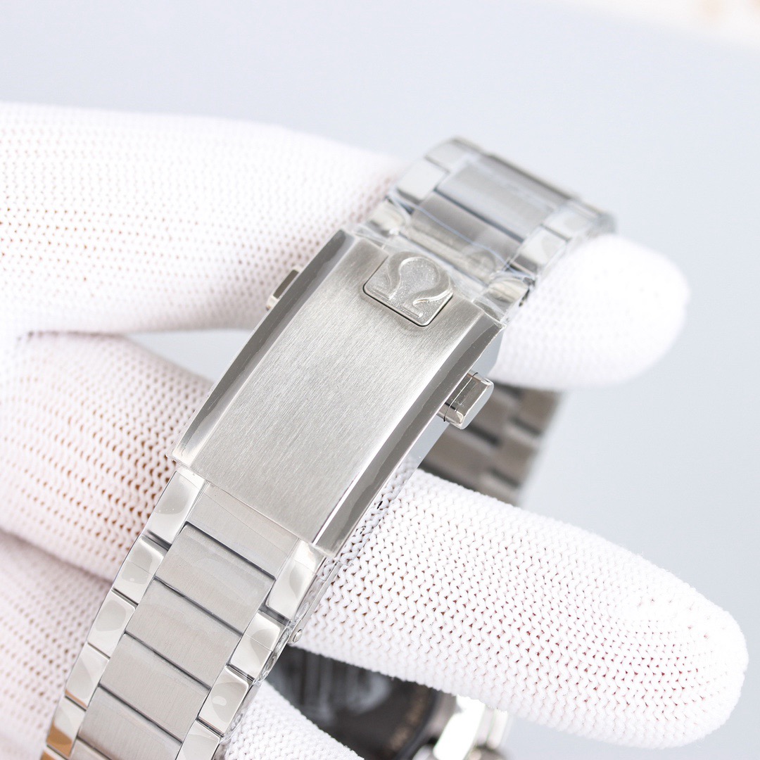 Top Quality 0*mega Watches