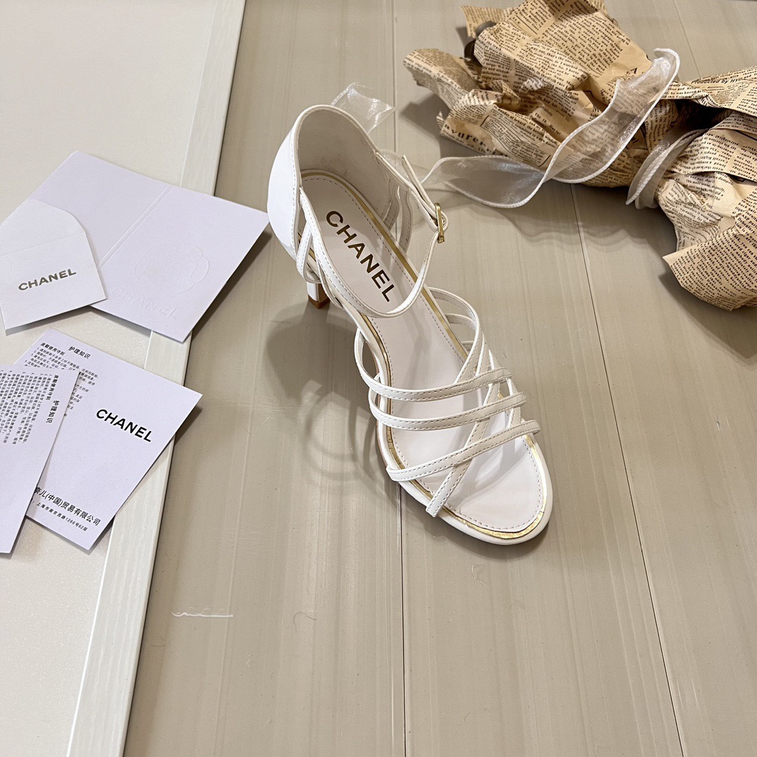 Women Top Quality C*hanel shoes