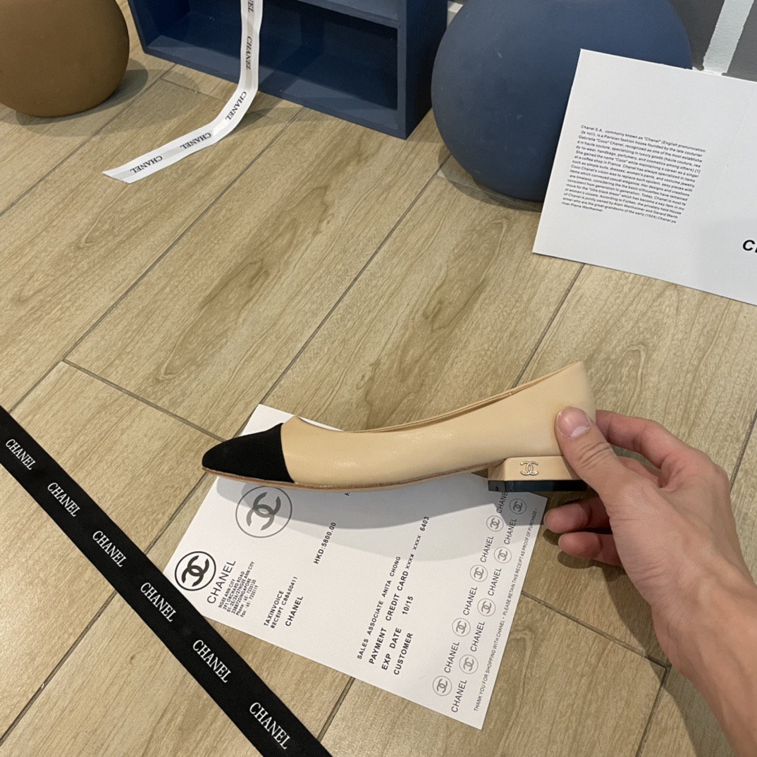 Women Top Quality C*hanel shoes