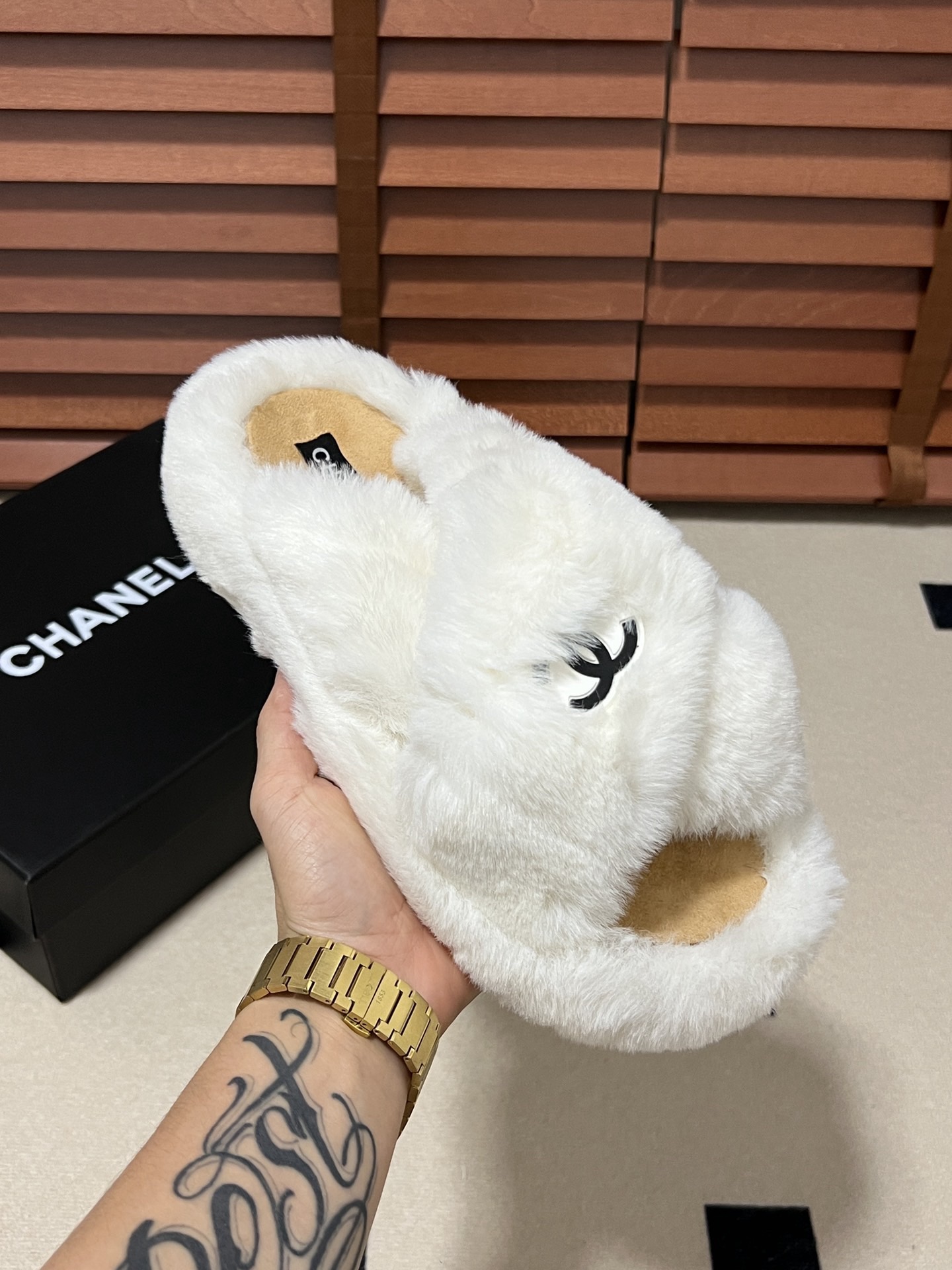 Women Top Quality C*hanel shoes