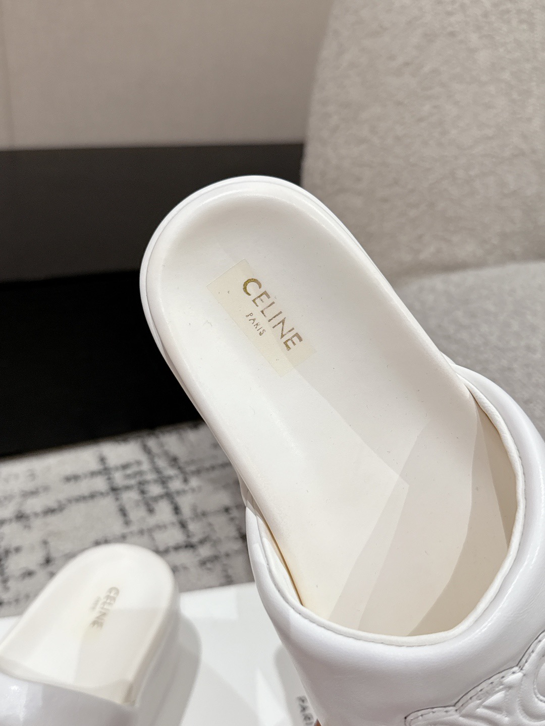 Women Top Quality C*eline shoes