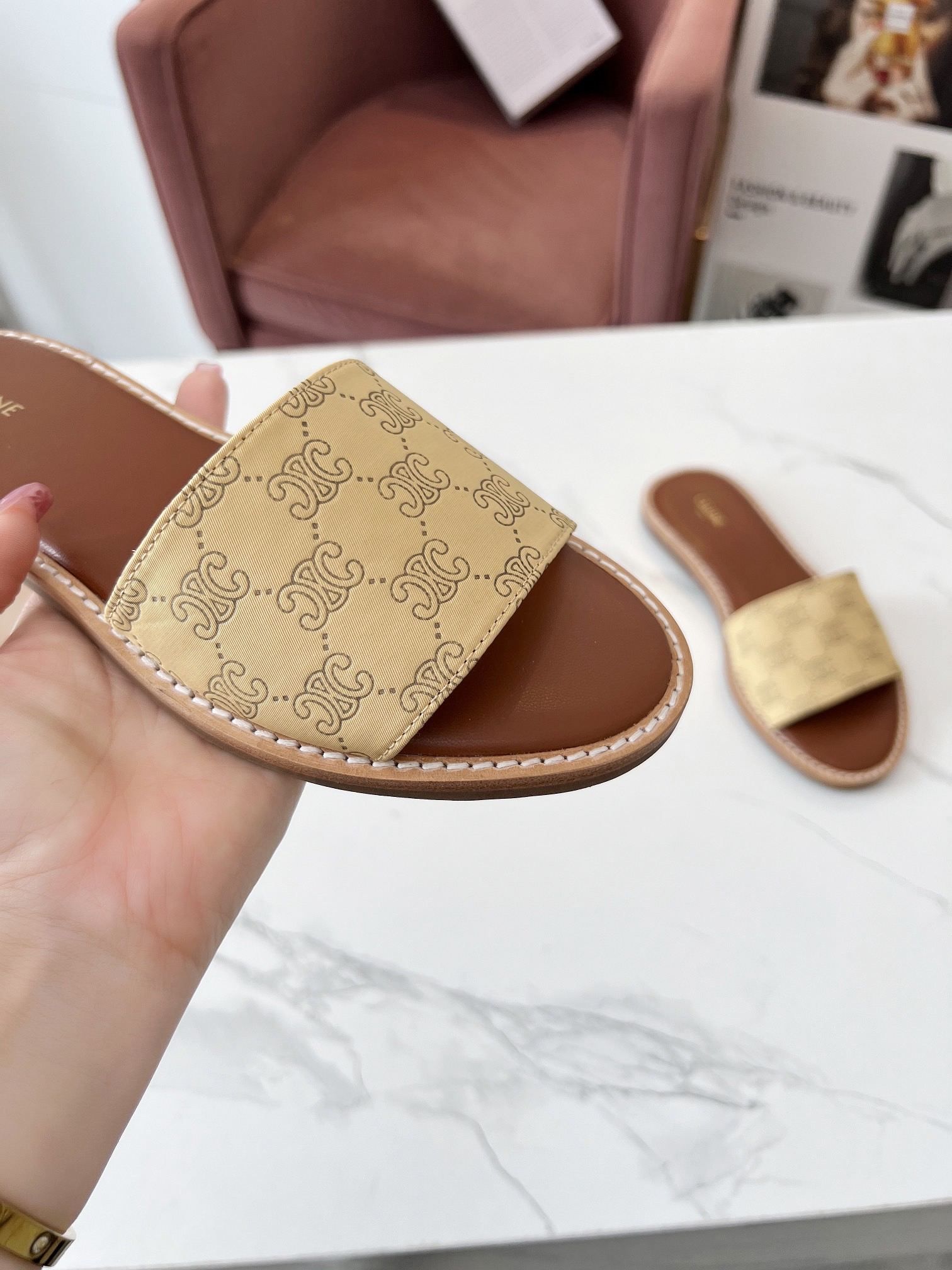 Women Top Quality C*eline shoes