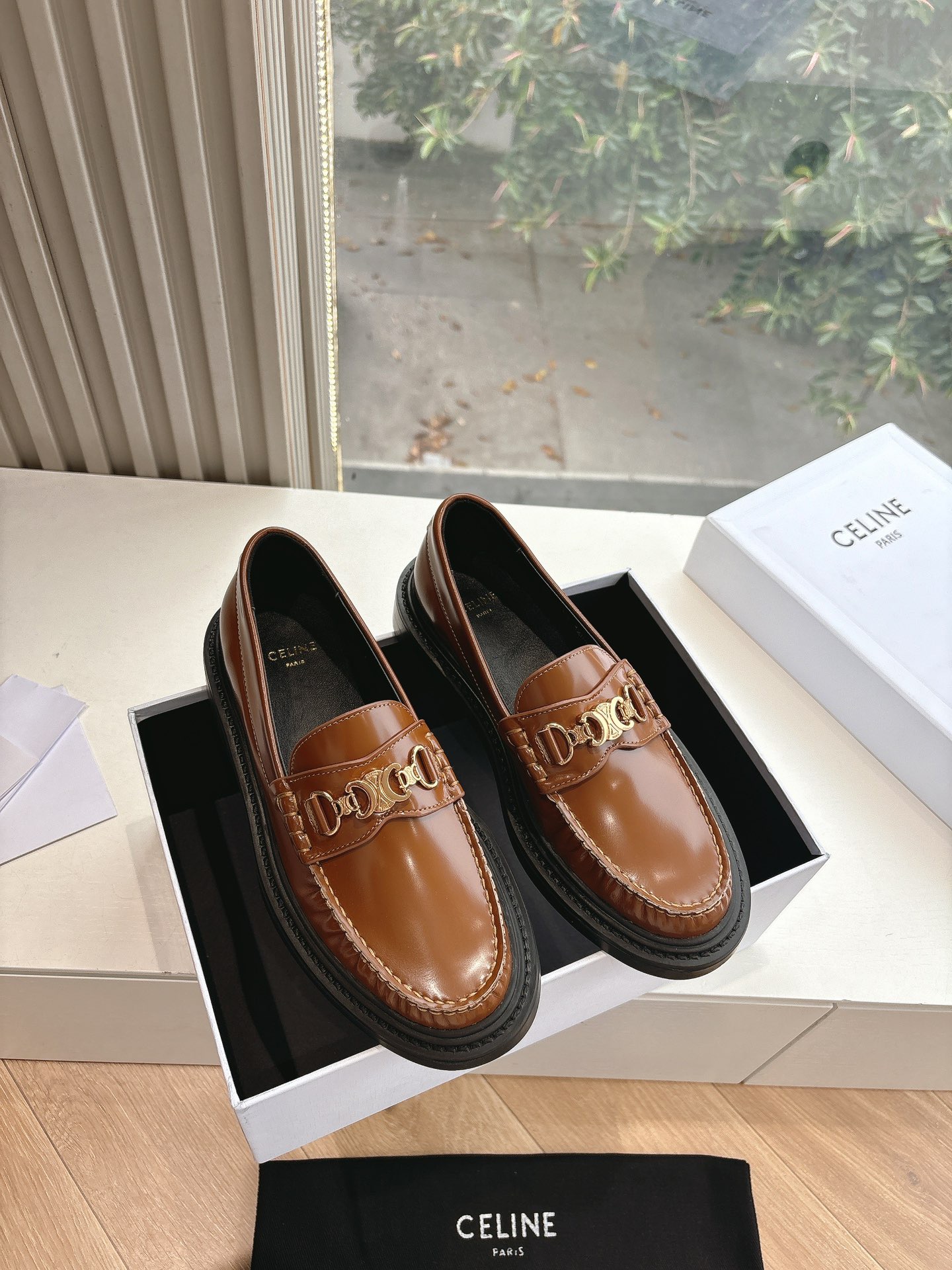 Women Top Quality C*eline shoes