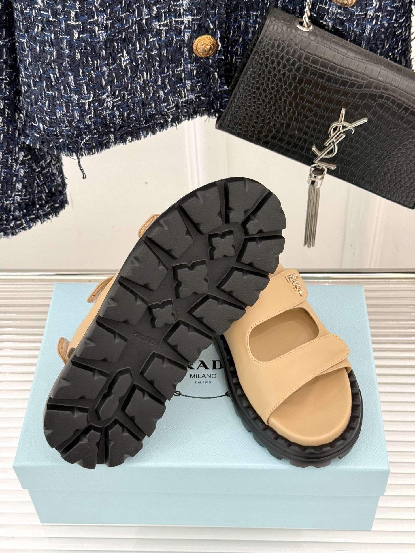 Women Men Top Quality P*rada shoes