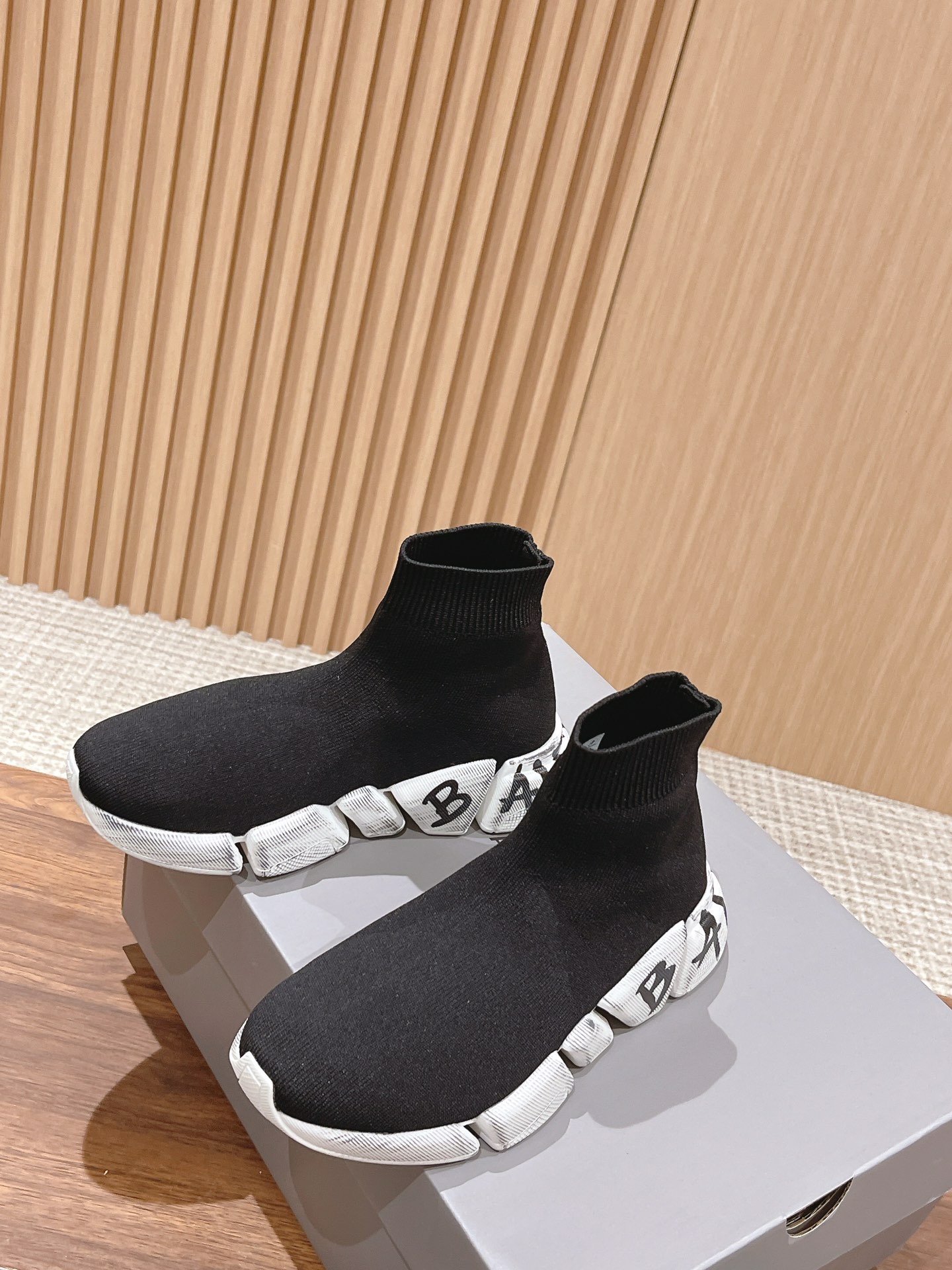 Men Women size 35-45 A*lexander M*cqueen Sneaker Top Quality 1:1