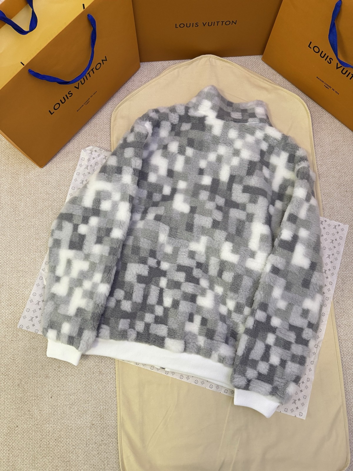 L*V Louis Vuitt*on Top Quality 1:1 Jacket