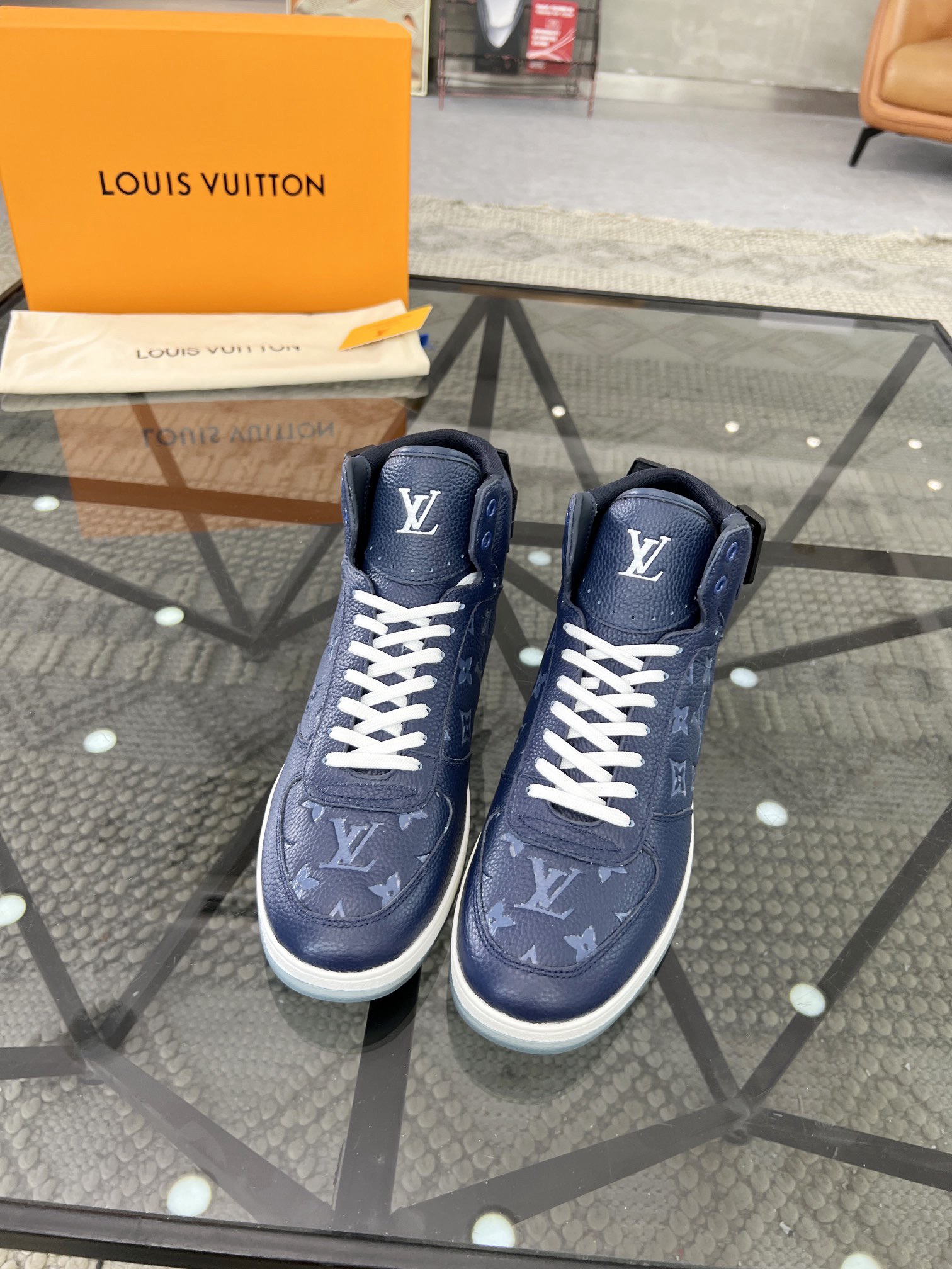 Men L*ouis V*uitton Top Sneaker L*V Shoes